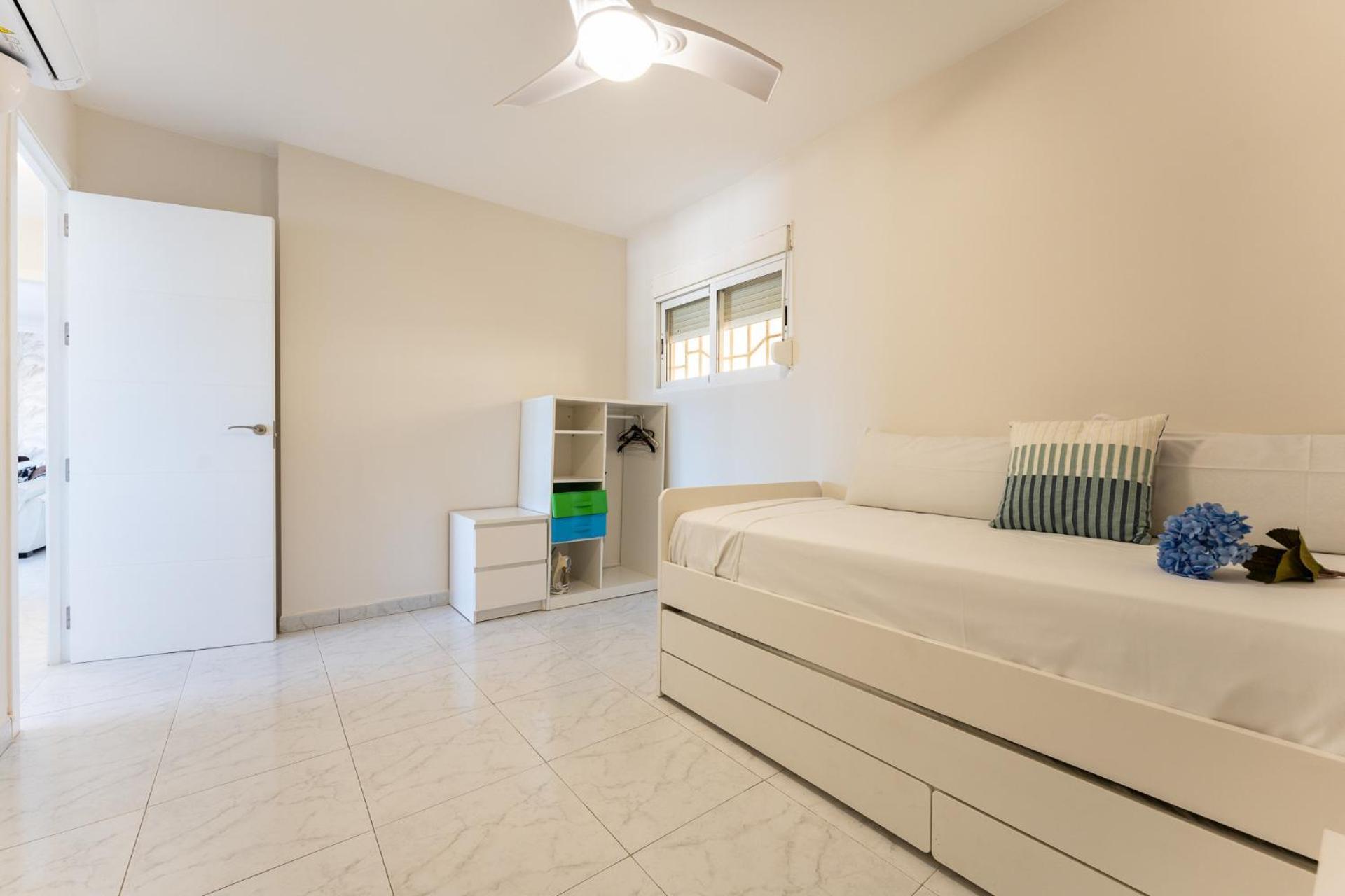 Malagasuite Seaview Babilonia Торемолинос Екстериор снимка