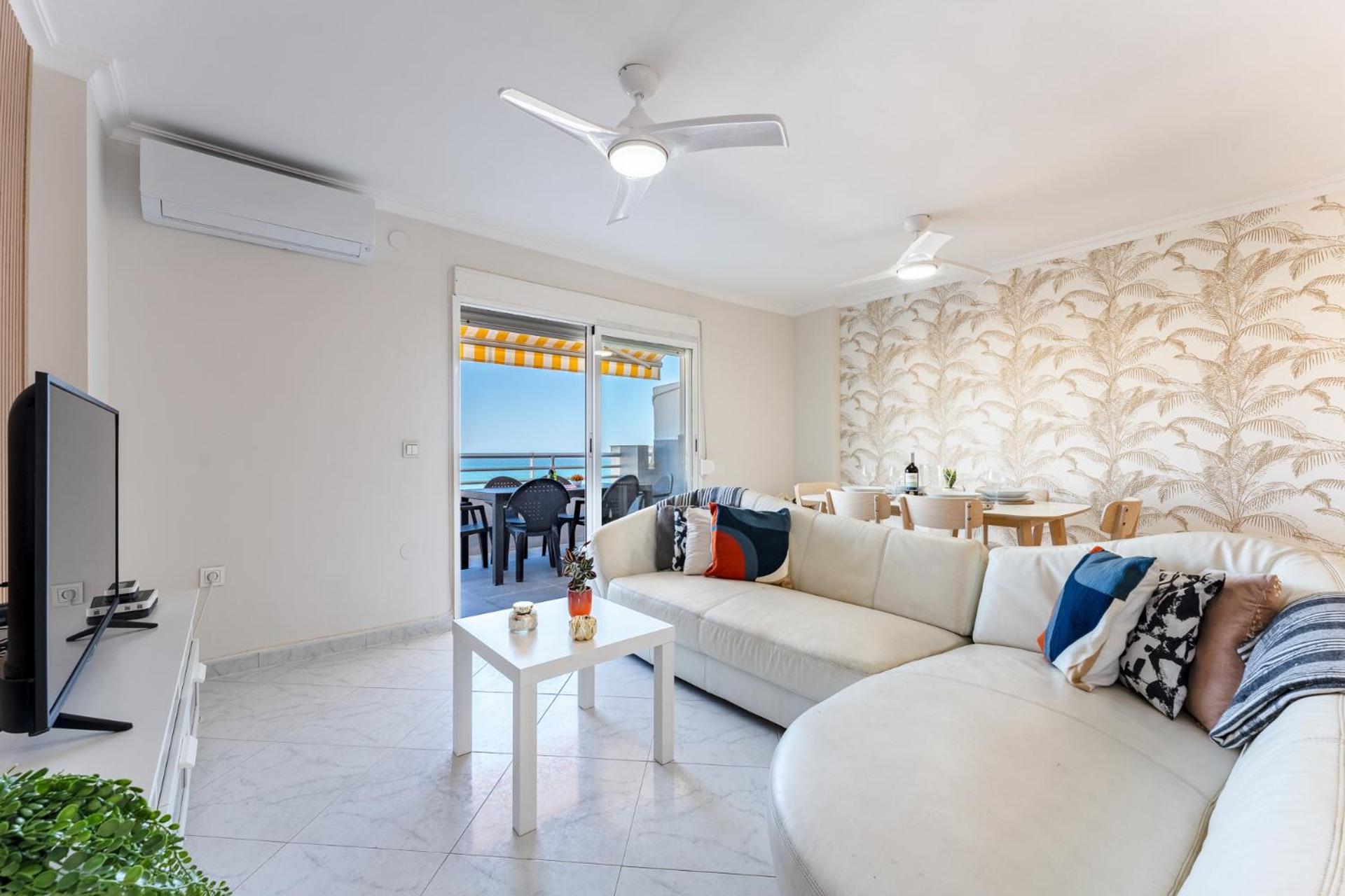 Malagasuite Seaview Babilonia Торемолинос Екстериор снимка