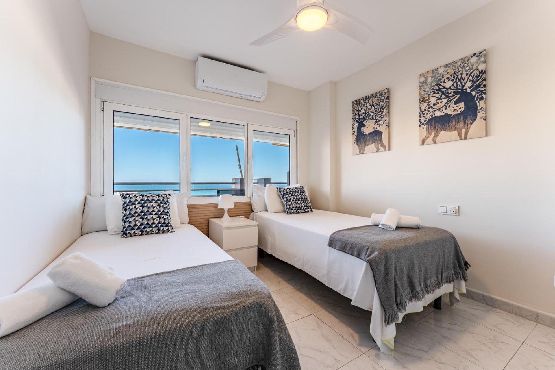 Malagasuite Seaview Babilonia Торемолинос Екстериор снимка